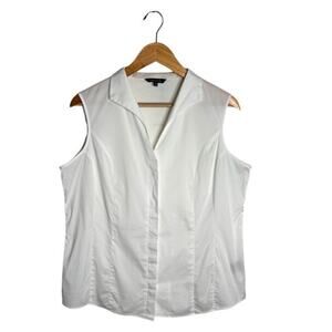 Misook Sleeveless Poplin Top Size Medium White Button Up Rounded Hem Preppy